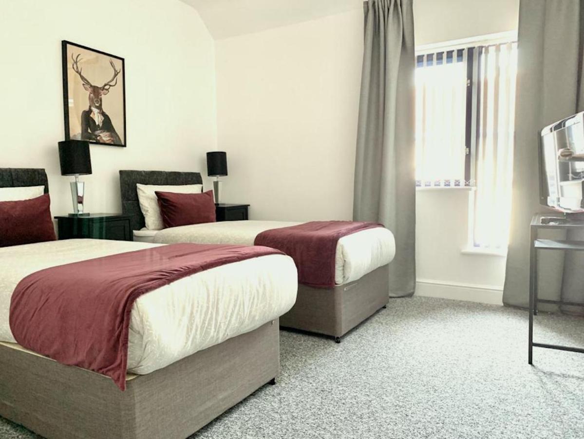 Premium Apartments Thatcham Broadway エクステリア 写真