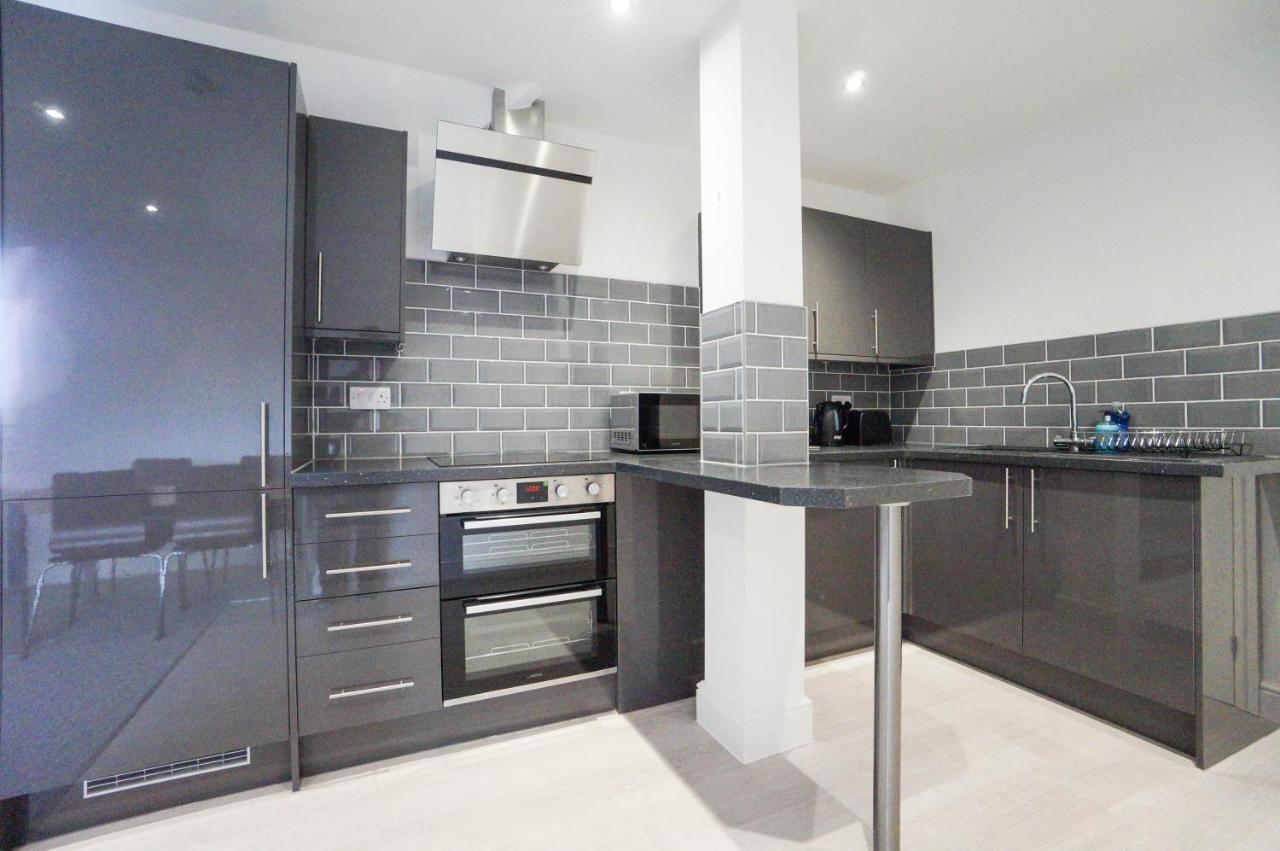 Premium Apartments Thatcham Broadway エクステリア 写真